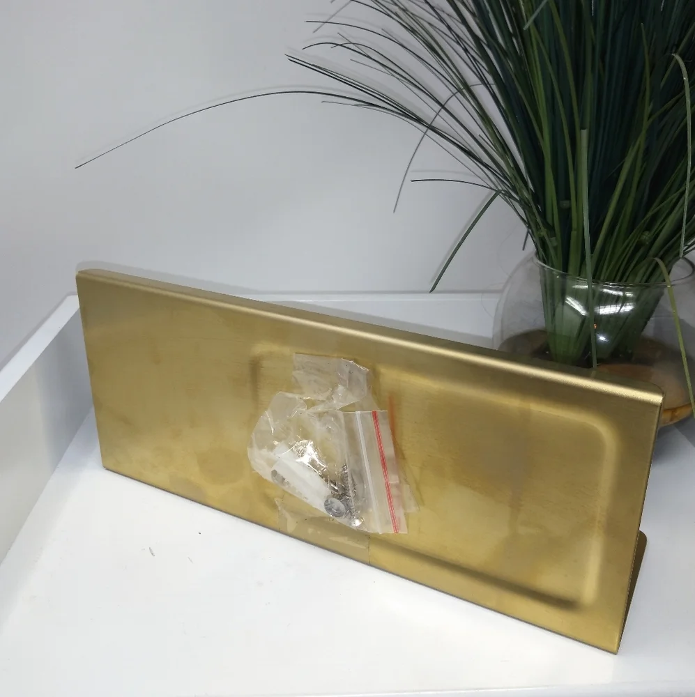 NWOT Gold Tone Wash Cloth Holder/ Shelf